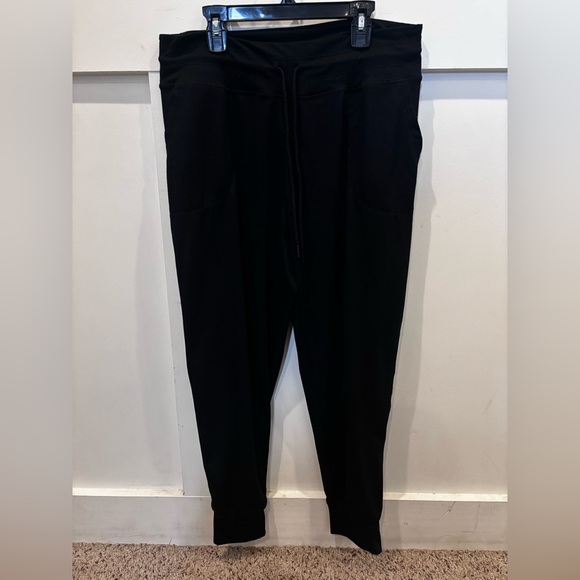 Lole OM Tech Black Jogger Track Pants Relaxed Fit Sz L - Picture 2 of 8